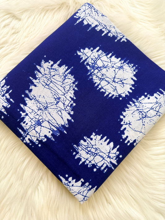 Ankara Wax Print Fabric – Bold Blue & White Abstract (6 Yards UK) – MASI2427