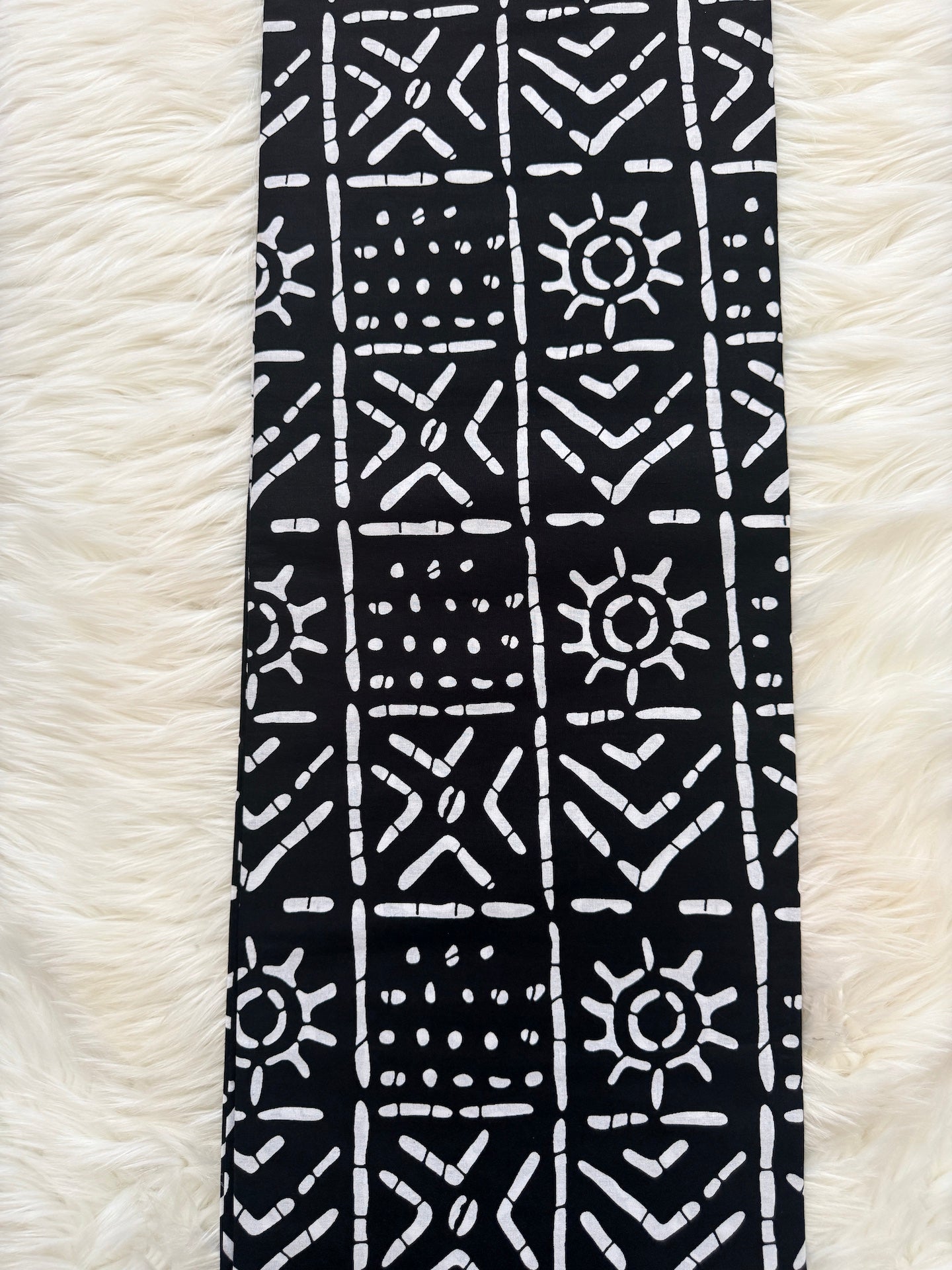 Black & White Mudcloth Tribal Ankara Fabric – African Wax Print (6 Yards UK) – MASI2474