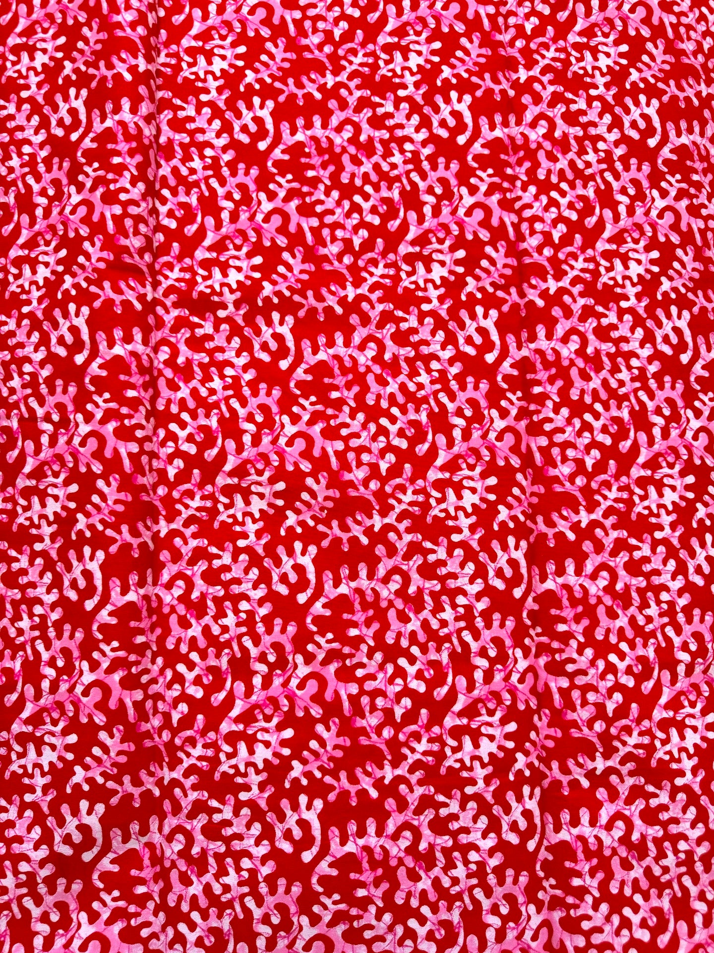 Red & Pink Abstract Batik Ankara Fabric – African Wax Print (6 Yards UK) – MASI2472