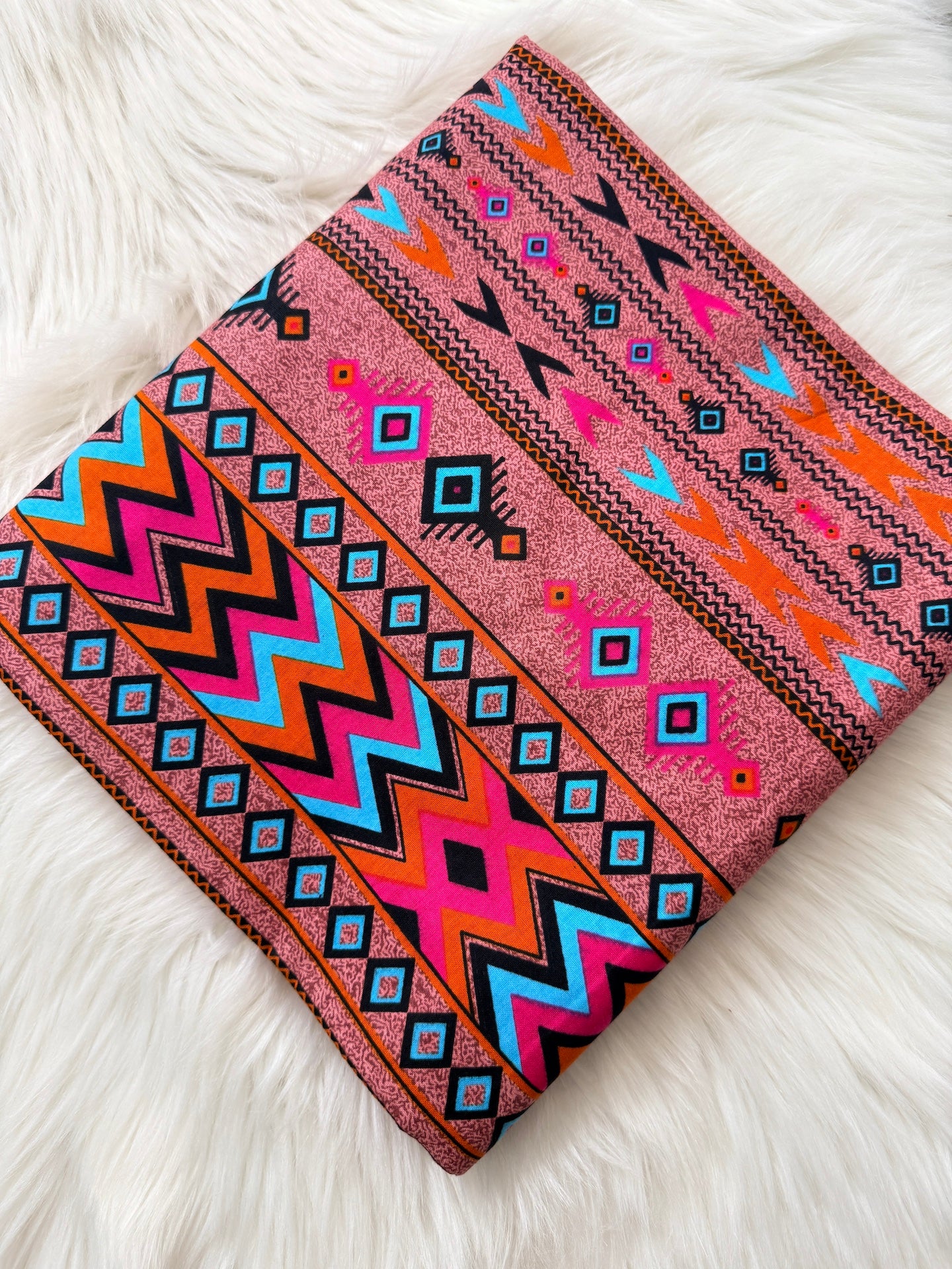 Pink Geometric Ankara Fabric – African Wax Print (6 Yards UK) – MASI2462
