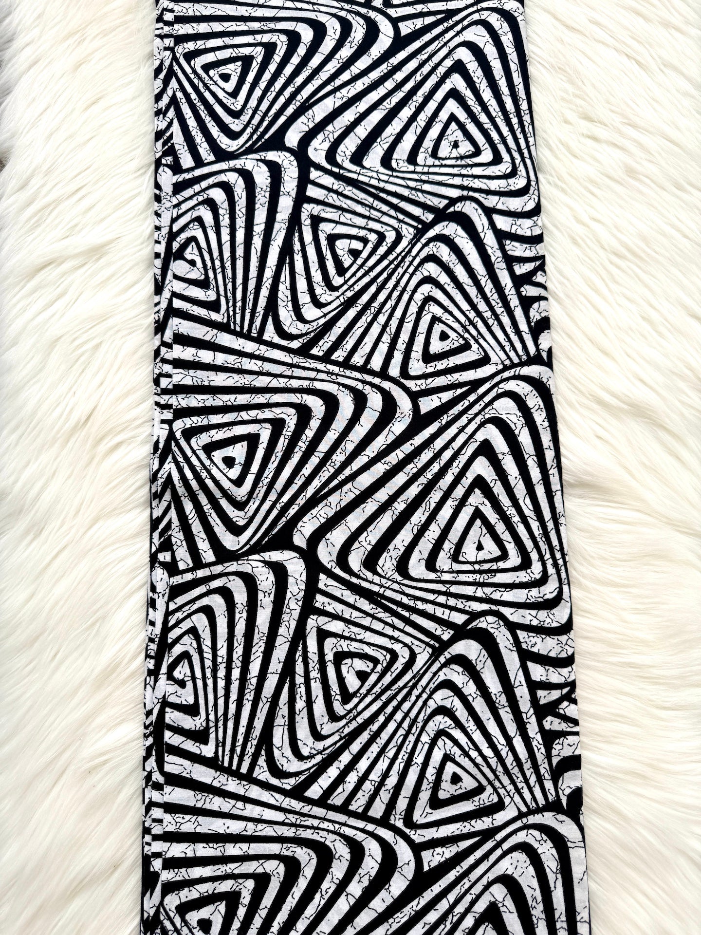 Black & White Geometric Ankara Fabric – African Wax Print (6 Yards UK) – MASI2461