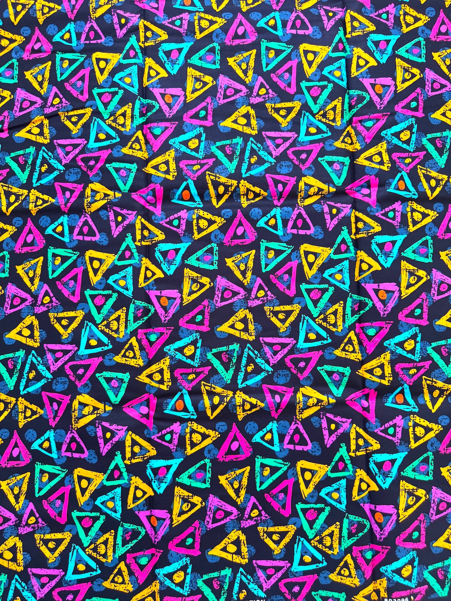 Black Multicolour Triangle Geometric African Fabric – African Wax Print (6 Yards UK) – MASI2508