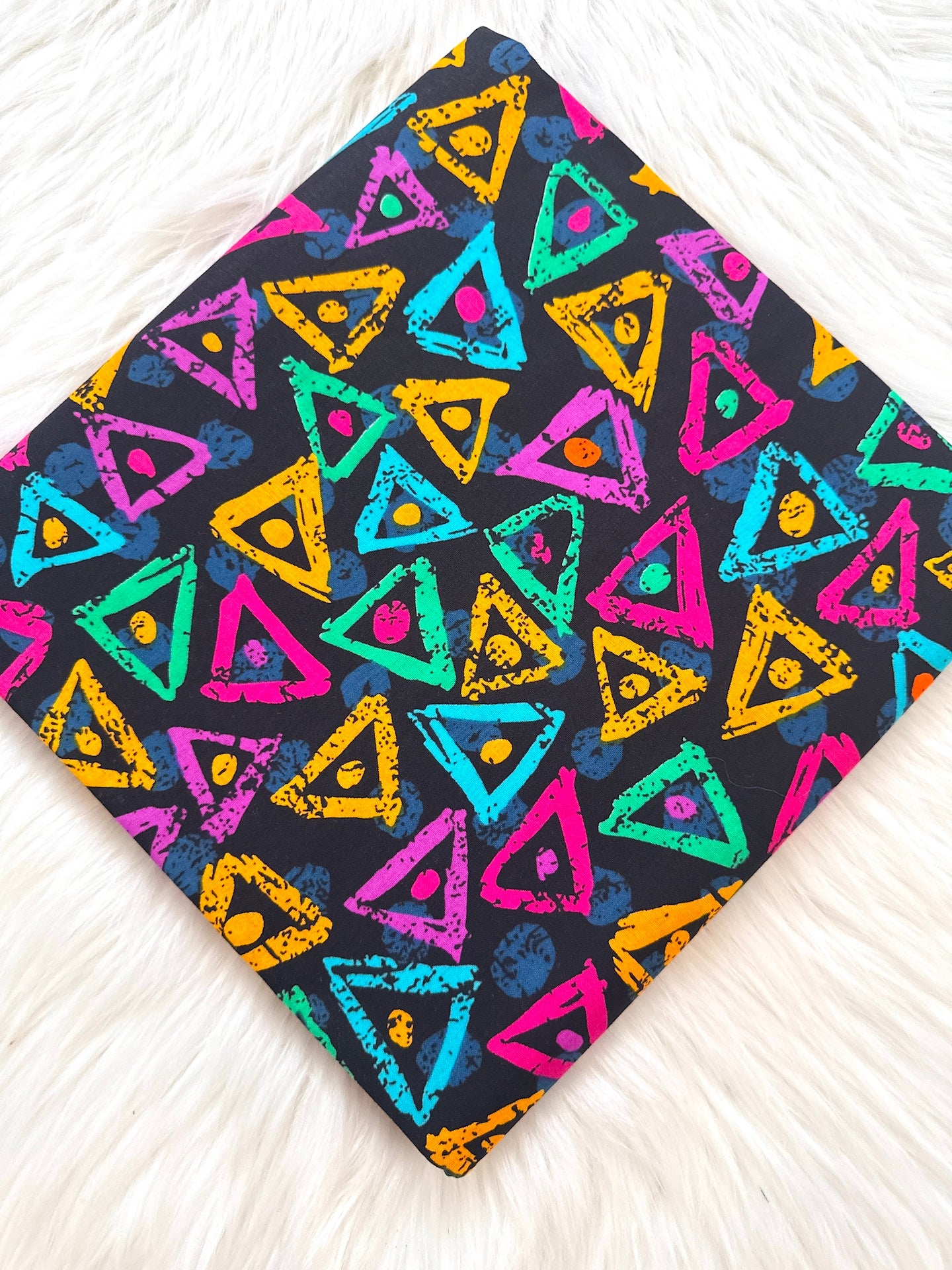 Black Multicolour Triangle Geometric African Fabric – African Wax Print (6 Yards UK) – MASI2508