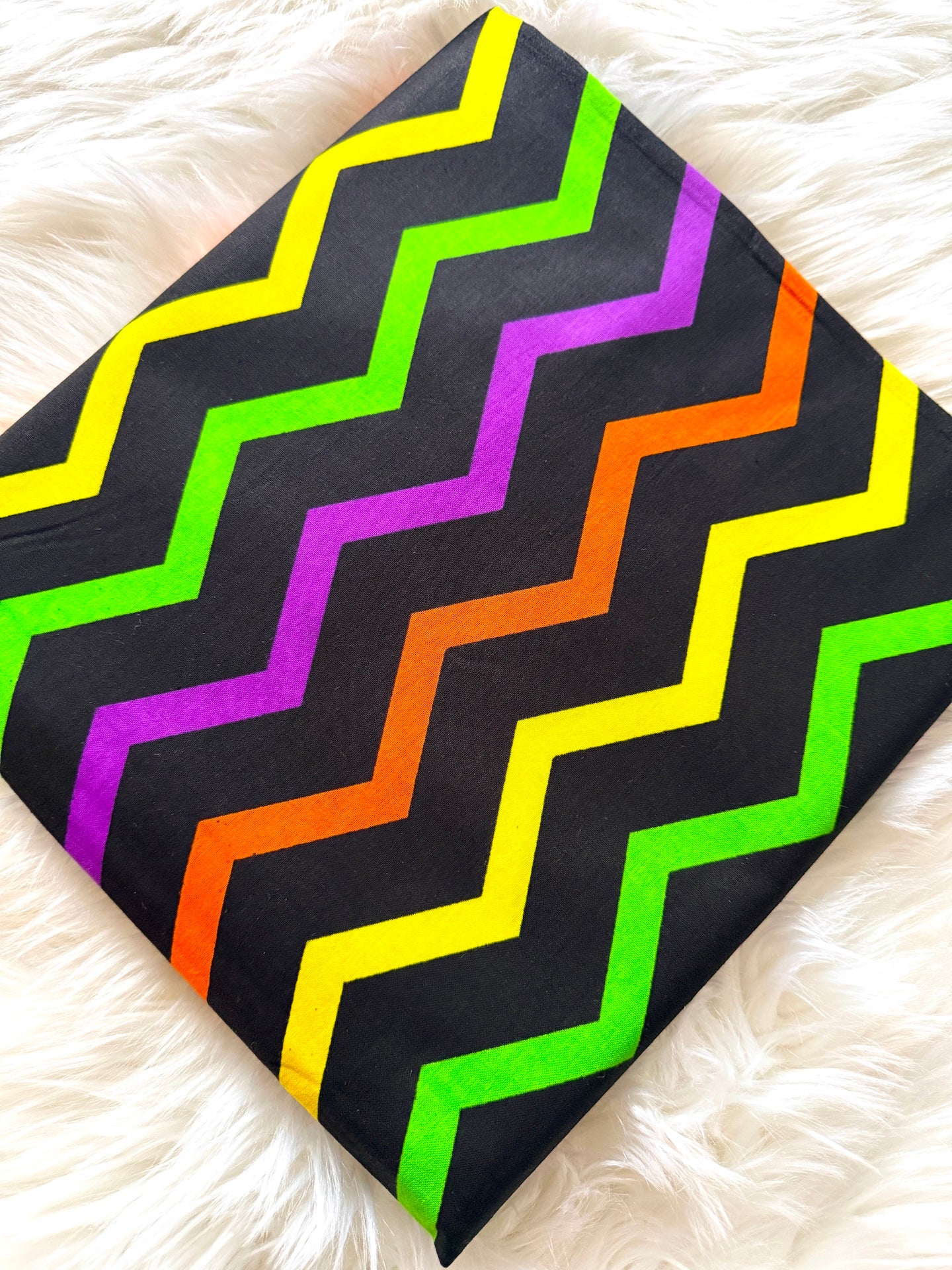 Colorful zigzag pattern on a black background